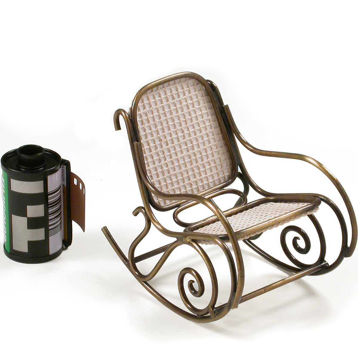 Miniatura Cadeira Balanço Thonet