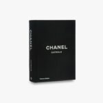 Livro CHANEL - CATWALK - THE COMPLETE COLLECTIONS REVISED EDITION - Imagem 2