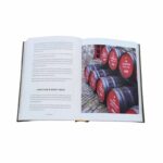 Livro WONDERFUL WHISKIES: 40 BOTTLES WITH AN UNUSUAL STORY - Imagem 4
