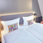 Almofada Embroidered Pillow - Imagem 3