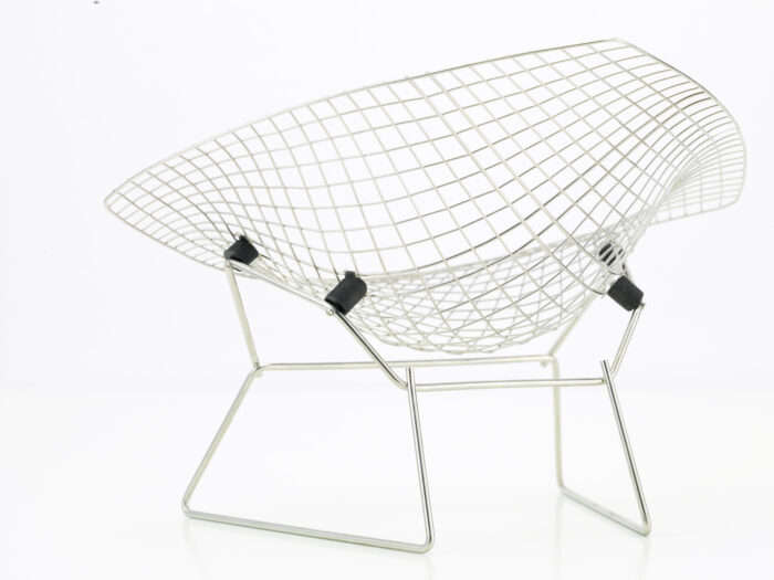 cadeira miniatura Diamond Chair 1200px amb01 2 deezign