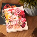 Livro The Color Of Roses: a Curated Spectrum Of 300 Blooms - Imagem 3