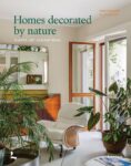 Livro HOMES DECORATED BY NATURE
