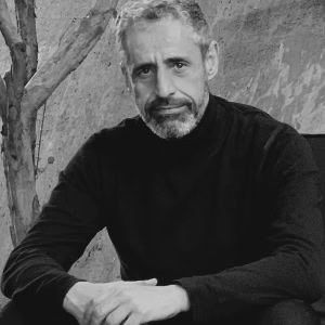 PEDRO LÁZARO